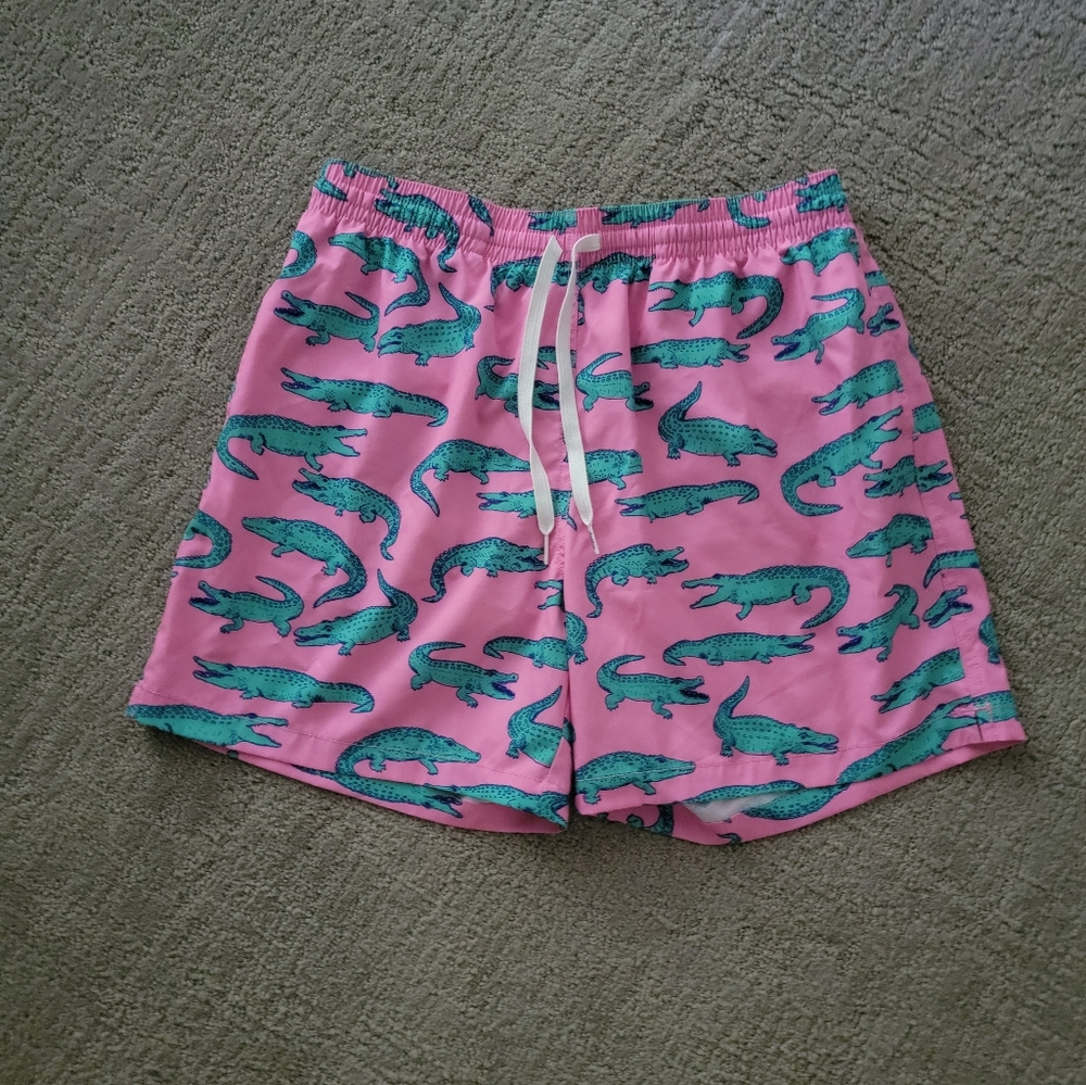 Chubbies The Glades Pink Alligator 🐊 Print Swim Trunks Large shorts
